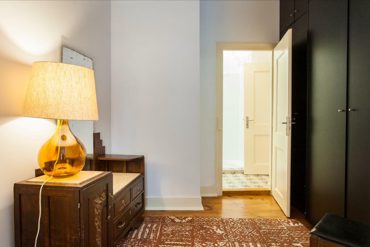 Bairro Alto 3 Bedroom Patio Flat! Lisboa Екстериор снимка